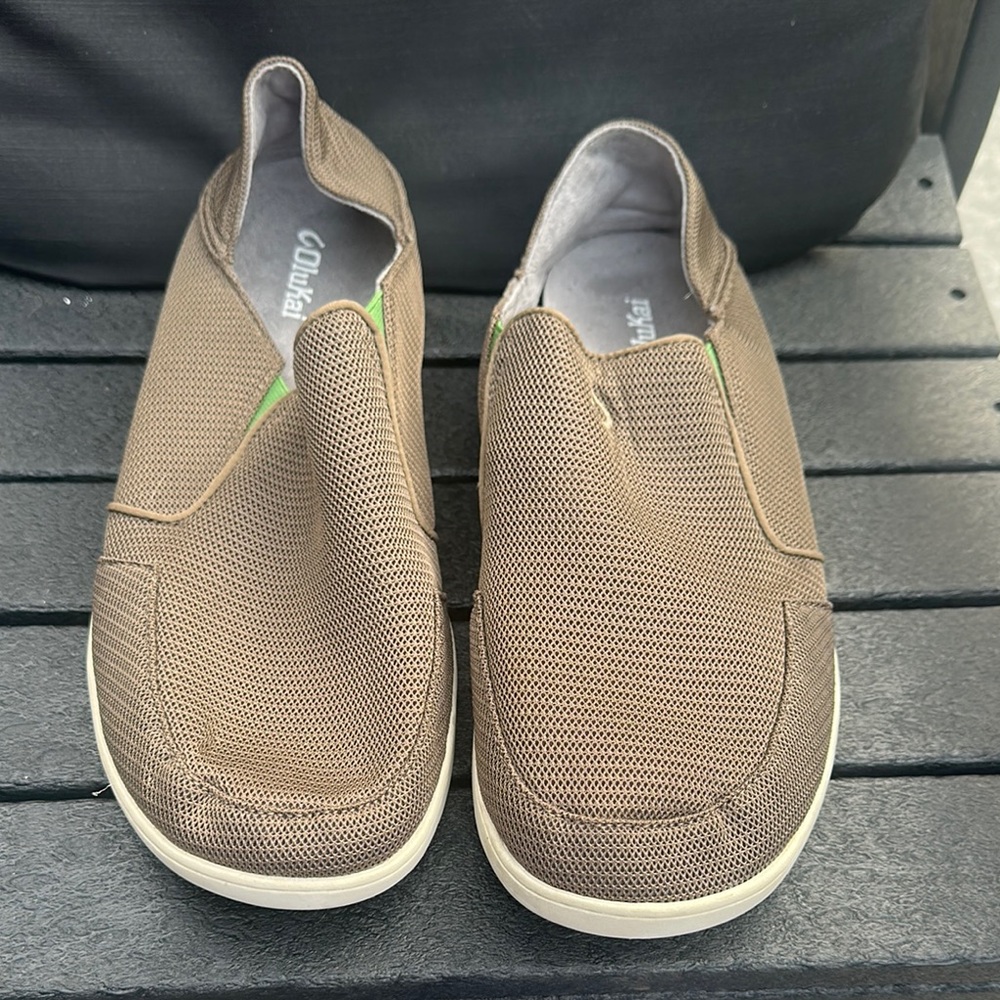 OluKai Men's Brown and Green Slip-On Loafers